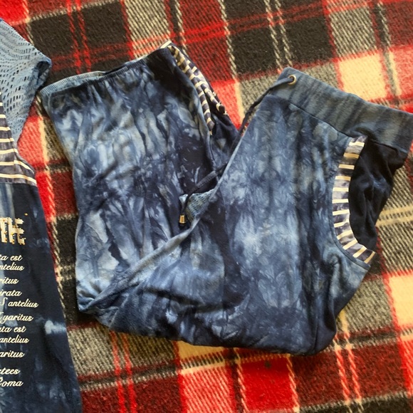 Tie Dye Matching Set - Picture 4 of 6